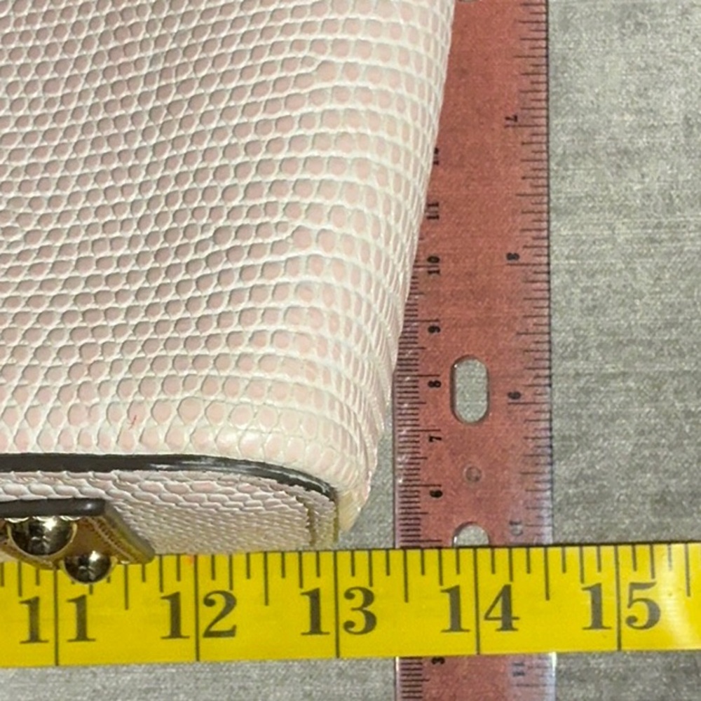 Dooney & Bourke Leather Bag - Picture 9 of 9